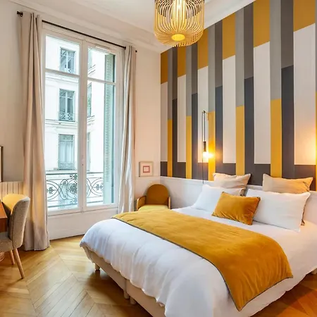 à Paris